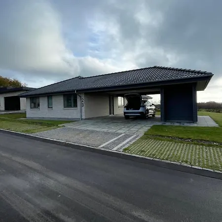 Nyt Hus Отель 3*
